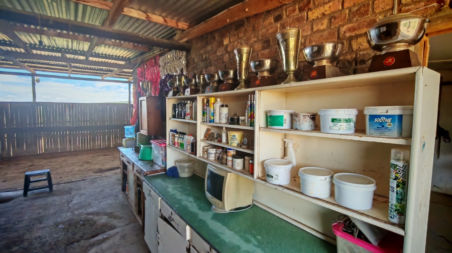 6 Bedroom Property for Sale in Pearston Eastern Cape